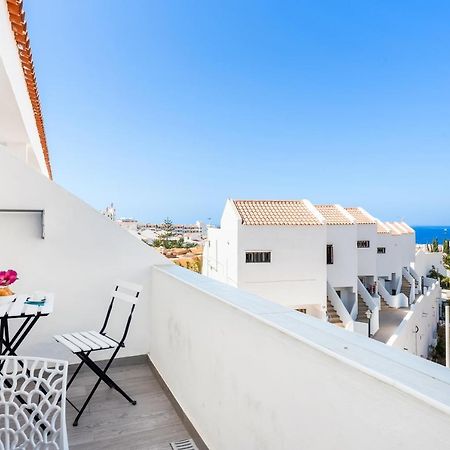 97 Hermosa Marina Primavera Con Terraza Y Piscina 아데제 외부 사진
